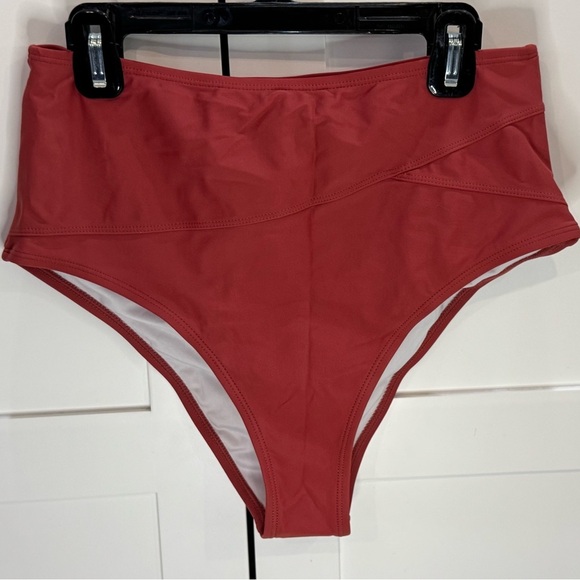Cupshe Marsala twisted high waisted bikini bottoms Size Medium swim suit - Picture 5 of 9